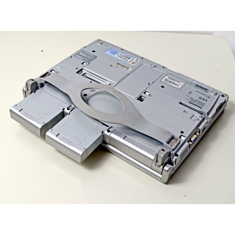 Imprimanta second hand laser monocrom Kyocera FS-2000D, fara cartus si cuptor Imprimanta second hand laser monocrom Kyocera FS-2000D, fara cartus si cuptor